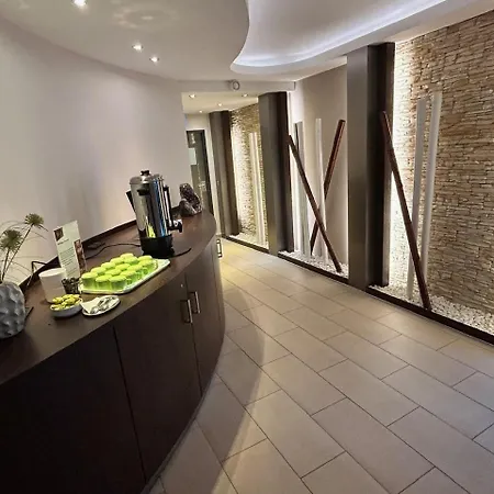 Phoenix باد فسينغ